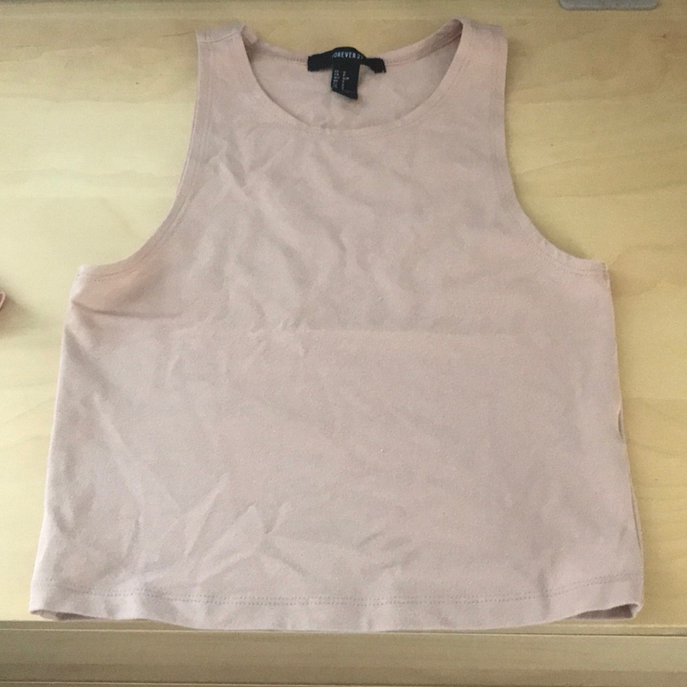 Forever 21 crop tops. Like new. Size small.